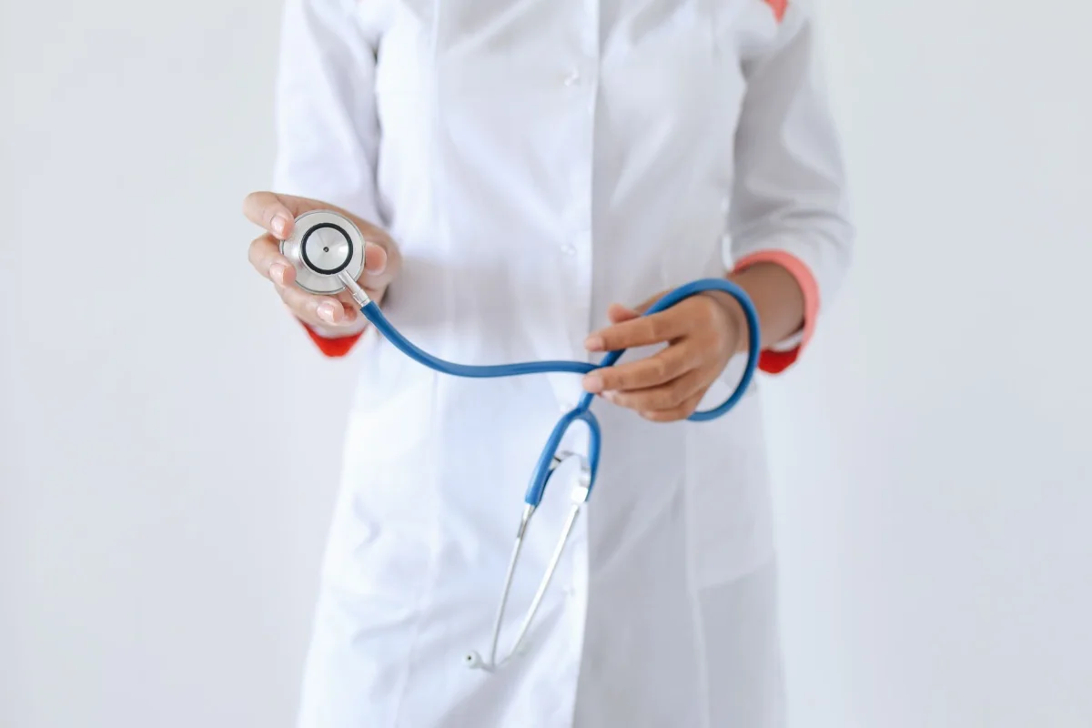 Dra. Isabelle Maria - Endocrinologista